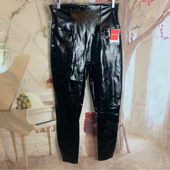 NEW SPANX Faux Patent Leather Leggings - Picture 2 of 10